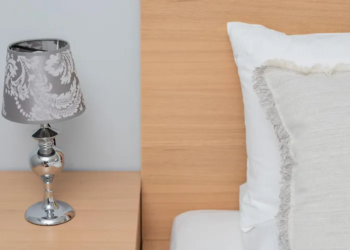 Unique With A Balcony In By Rent Like דירה *