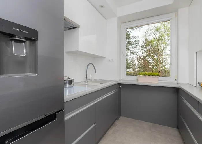 Unique With A Balcony In By Rent Like * סופוט